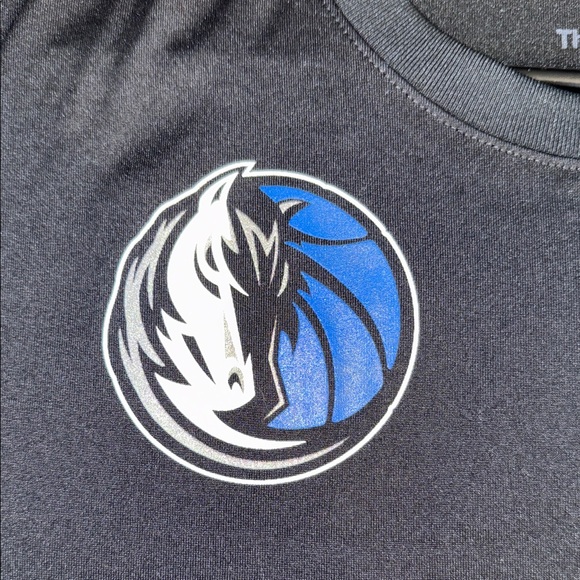 Dallas Nike Shirt - Picture 2 of 5